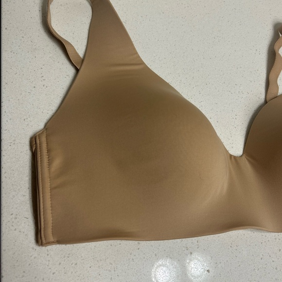 Gap Body Seamless Tan Bra 36C - Picture 3 of 6